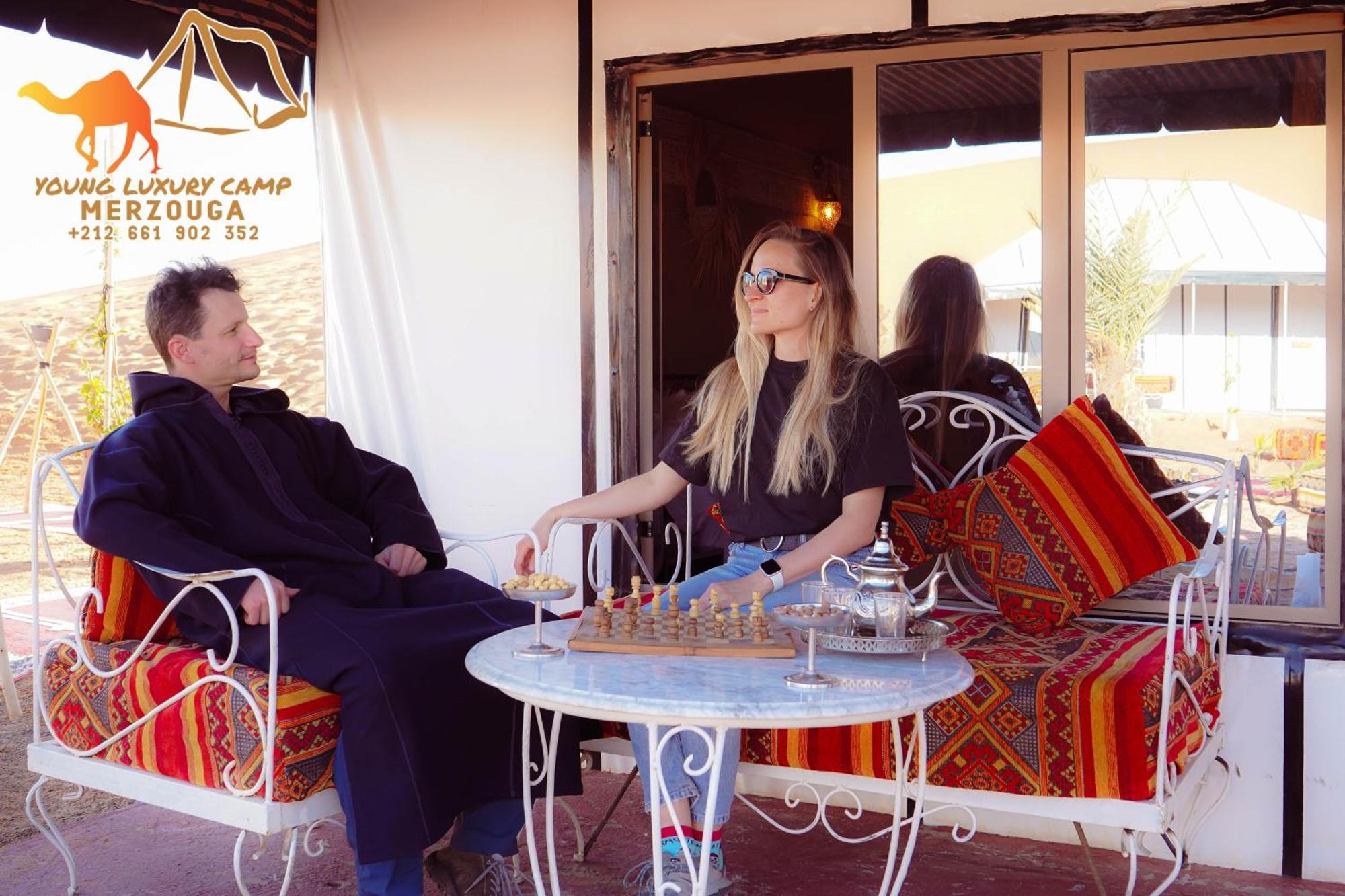 Young Luxury Camp Merzouga Eksteriør billede