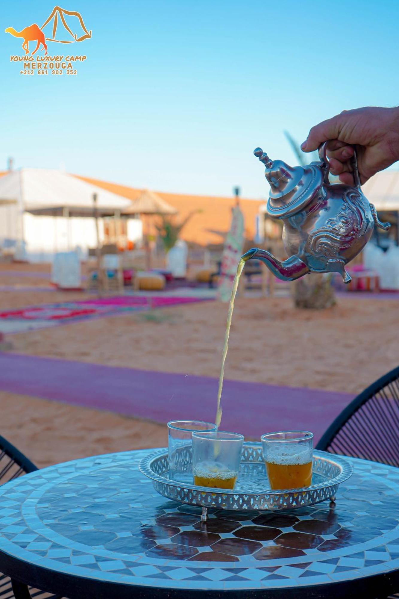 Young Luxury Camp Merzouga Eksteriør billede