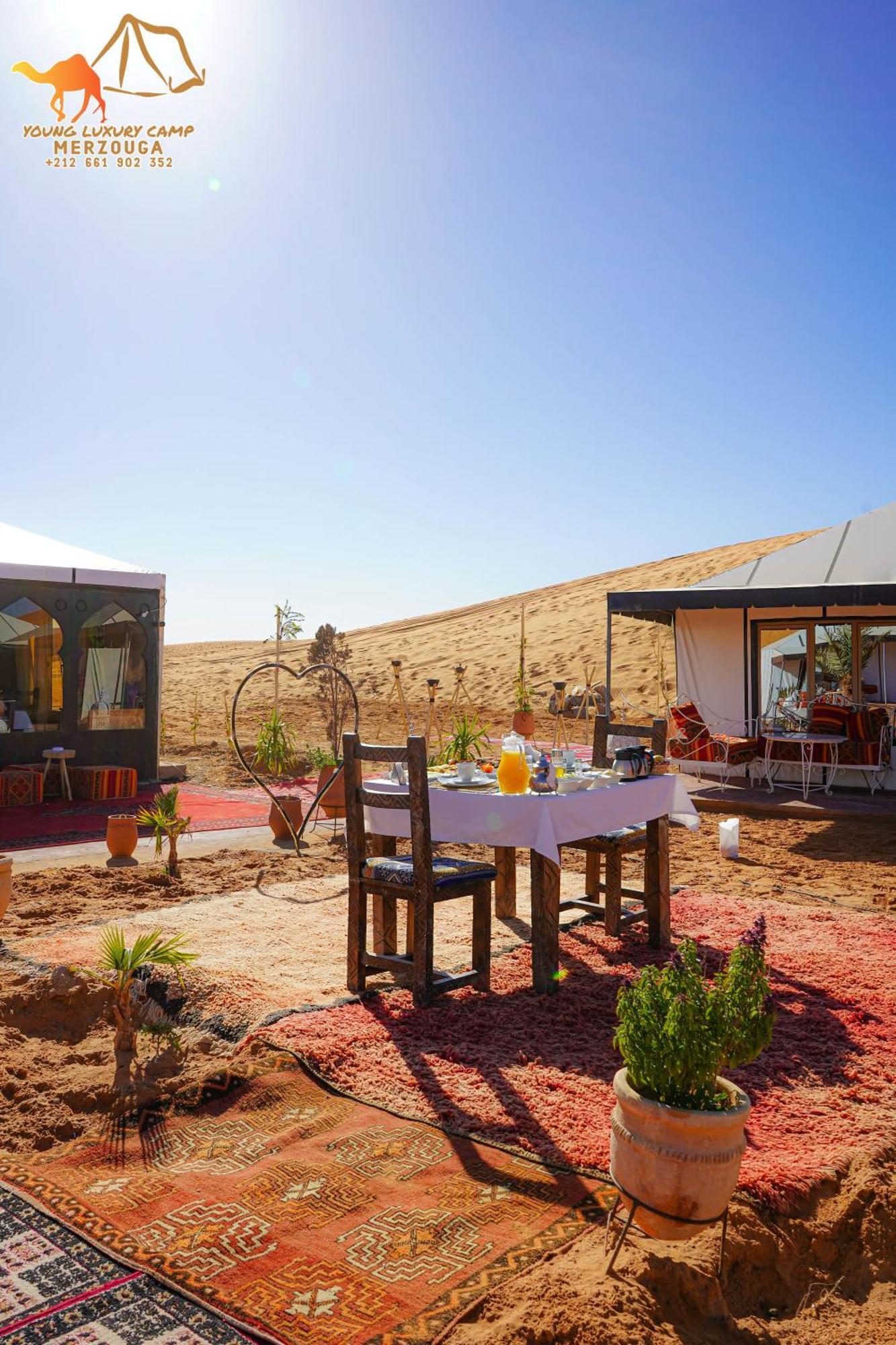 Young Luxury Camp Merzouga Eksteriør billede