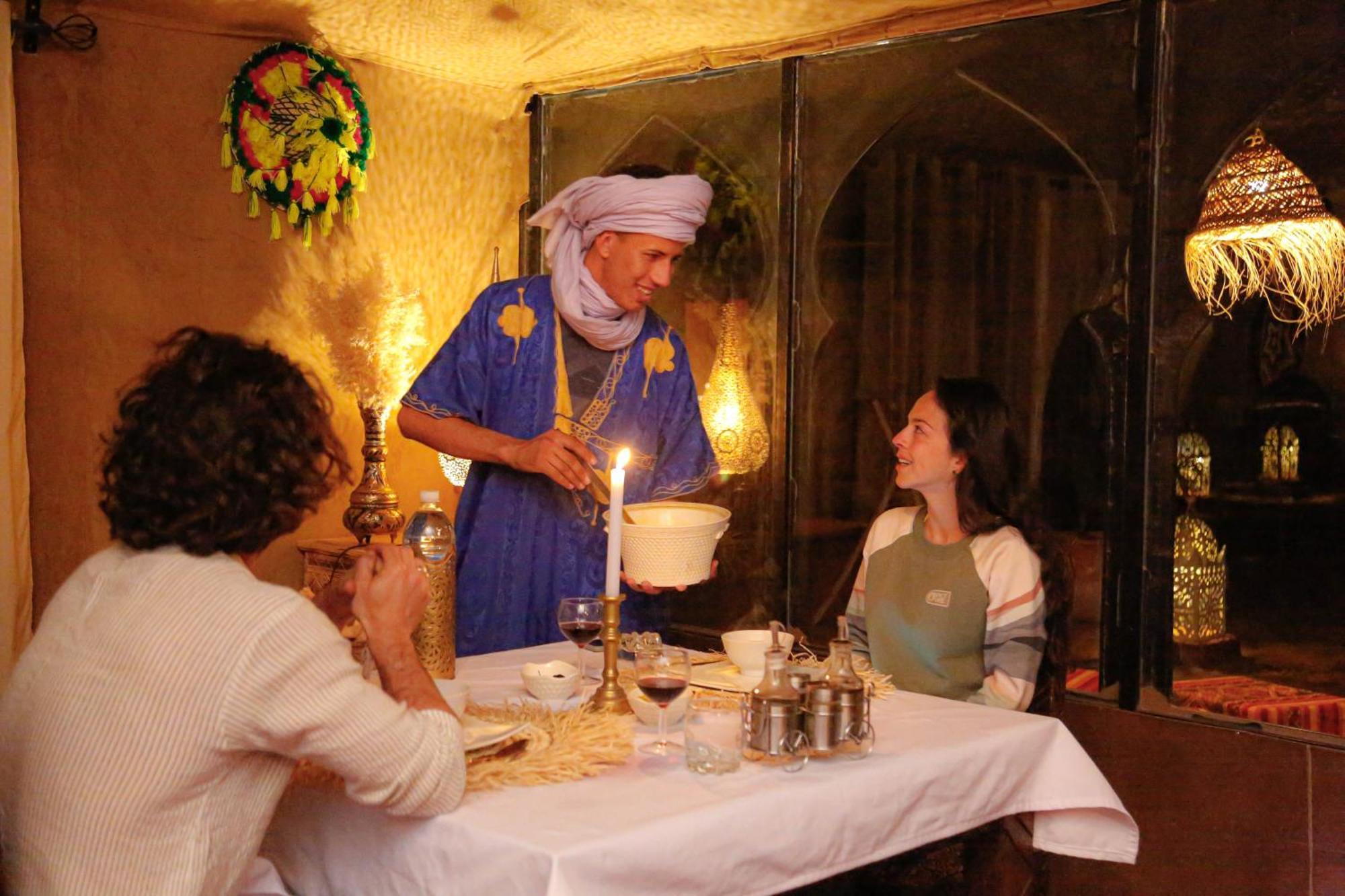 Young Luxury Camp Merzouga Eksteriør billede